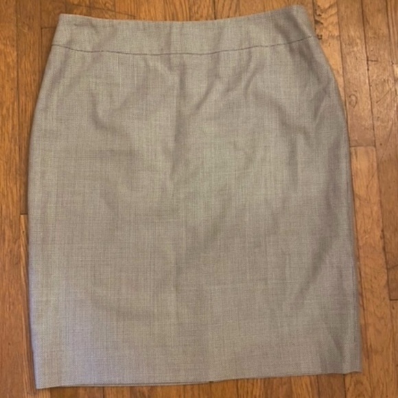 ARMANI Collezioni Classic Skirt, Sz 8 - Picture 1 of 5